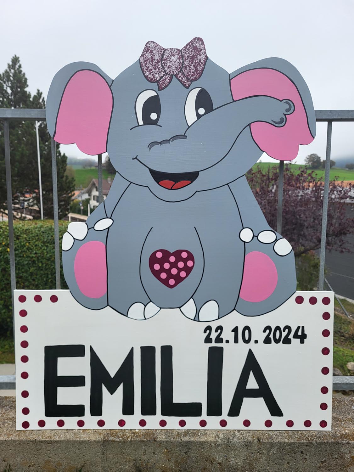 Handgemachte Geburtstafel aus Bern - Elefant